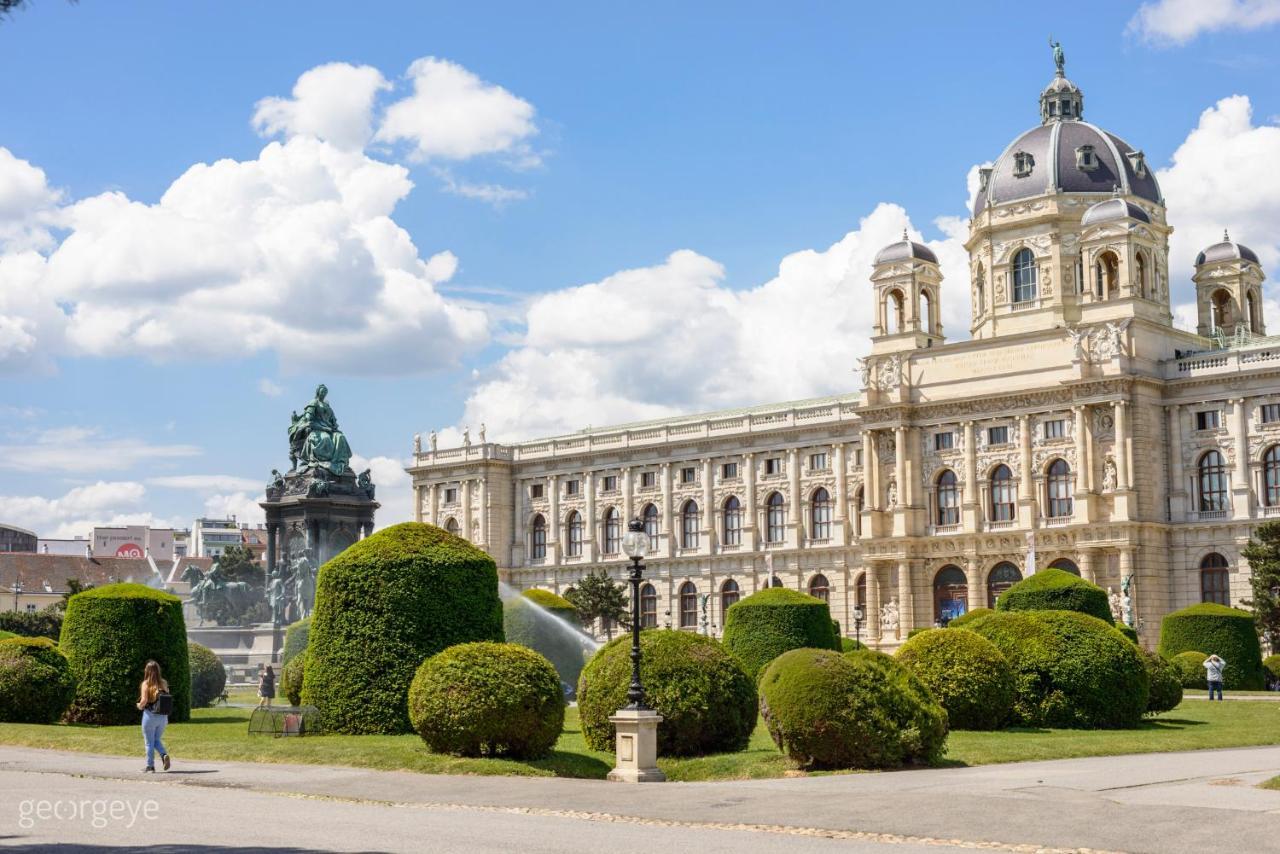 Luxury Suites Liechtenstein Viena Exterior foto